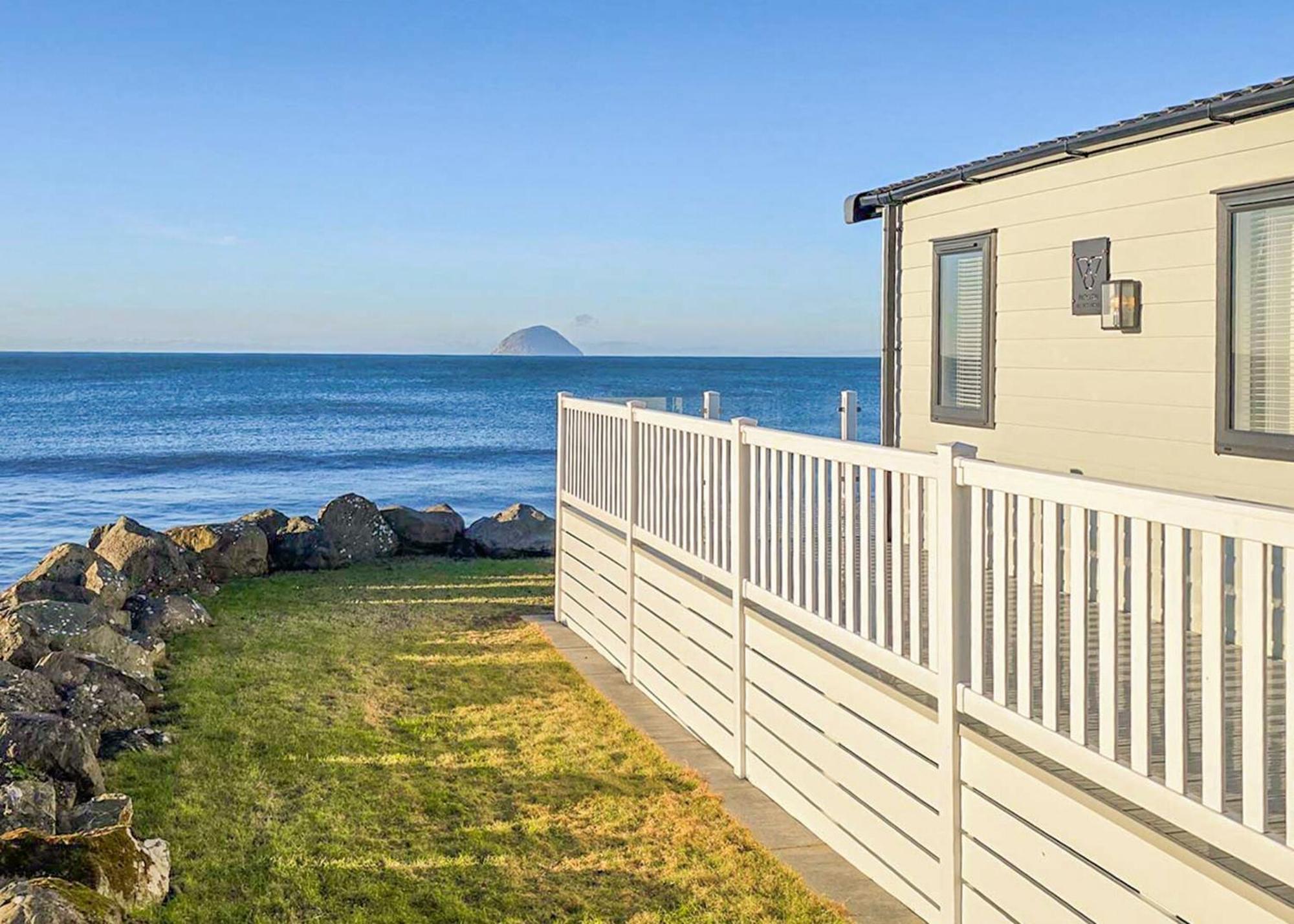 Bennane Shore Holiday Park Lendalfoot Exterior photo